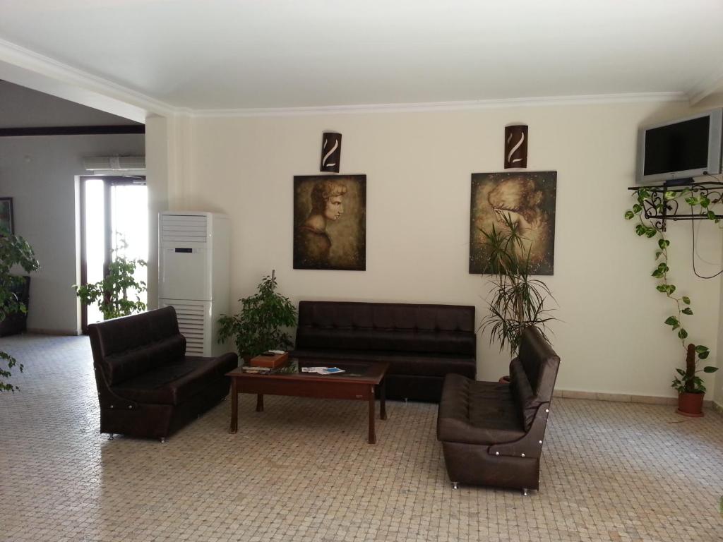 Bacahan Hotel photo 1