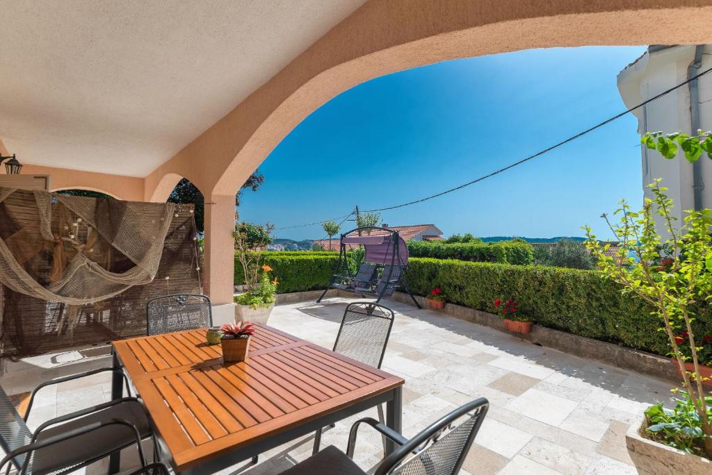 Apartments Ivanka photo 3