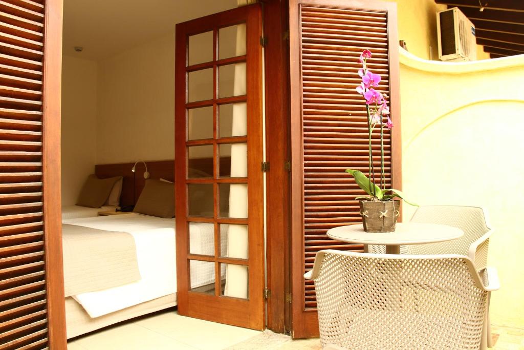 Beach Hotel Cambury photo 3