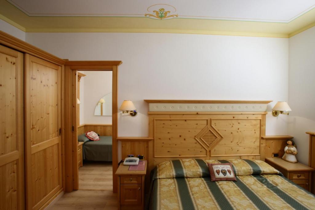 Alexander Hotel Alpine Wellness Dolomites photo 3