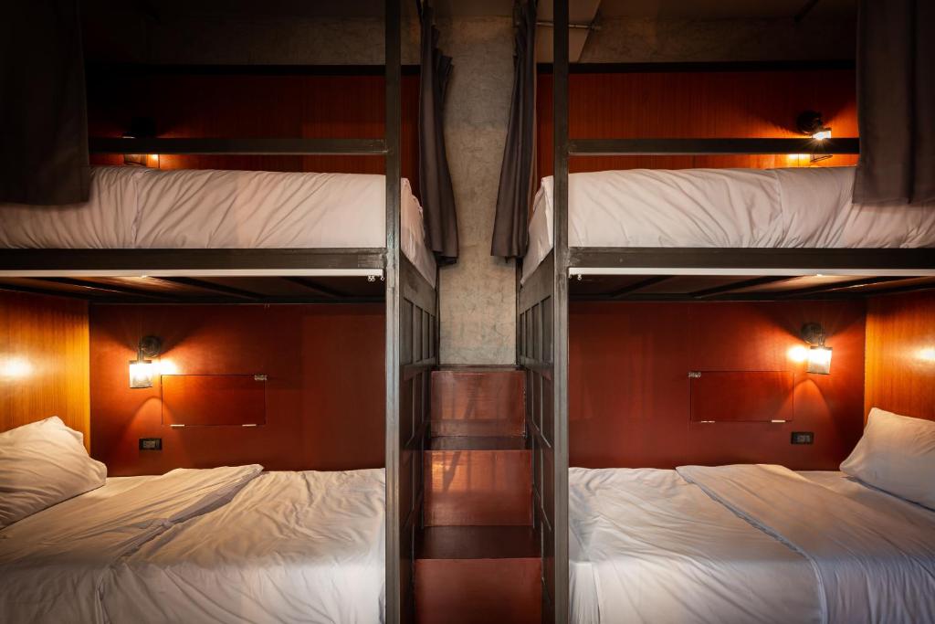 Номер (Кровать в общем 4-местном номере для мужчин и женщин), Luk Hostel