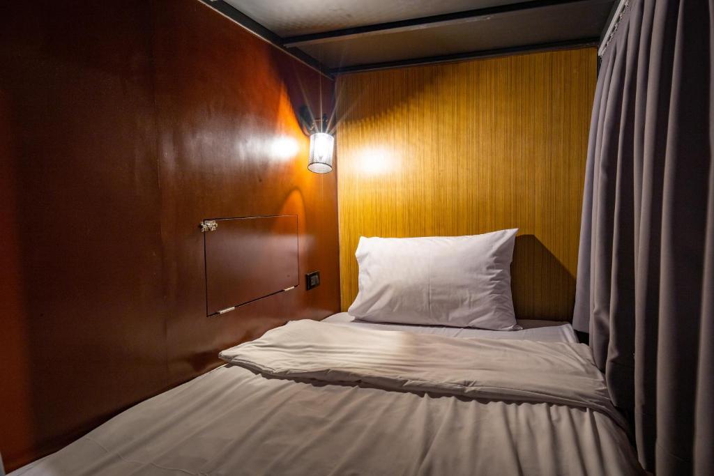Номер (Кровать в общем номере для мужчин и женщин с 24 кроватями), Luk Hostel