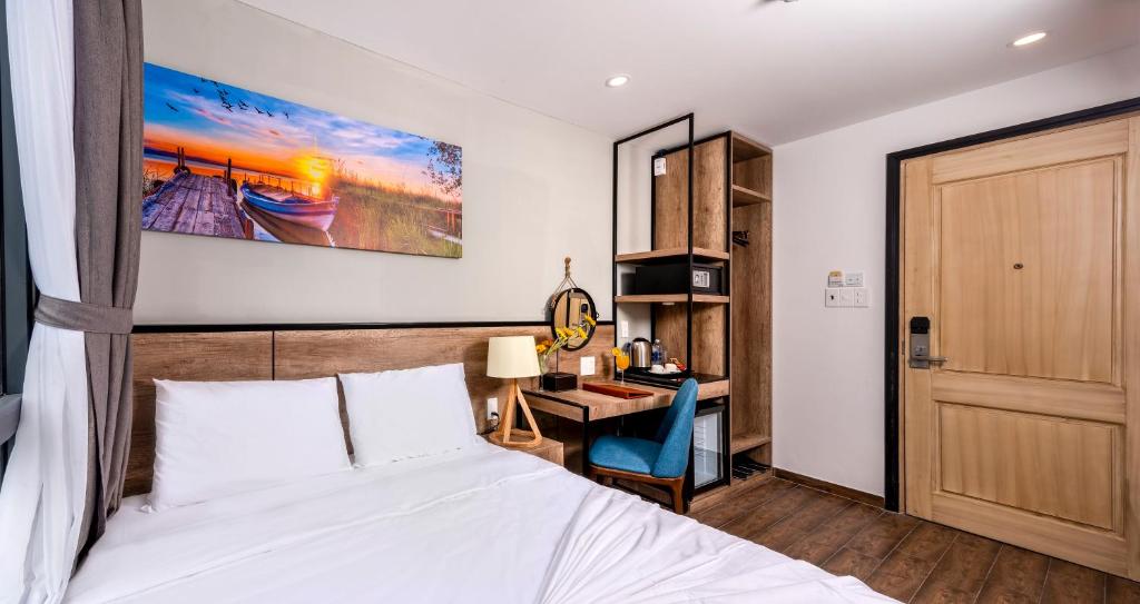 Двухместный (Номер Делюкс), Golden Lotus Central Hotel