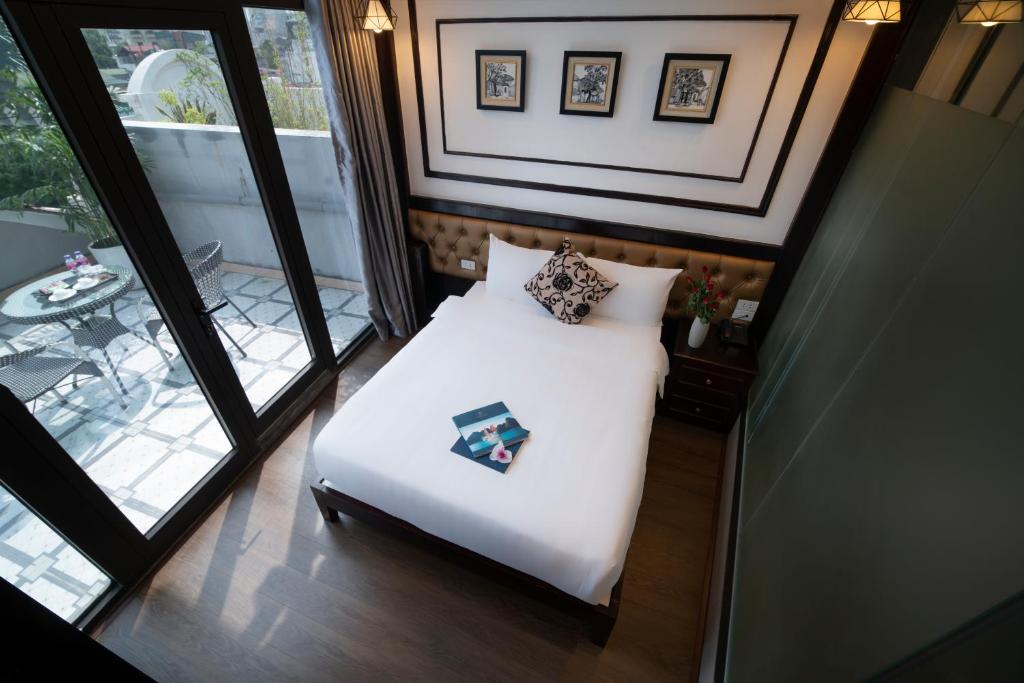 Сьюит (Полулюкс с балконом и видом на город), Le Beryl Hanoi Hotel
