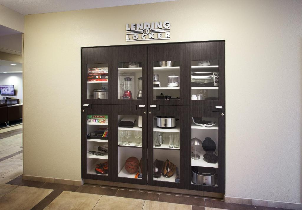 Candlewood Suites - Grand Prairie - Arlington, an IHG Hotel photo 2