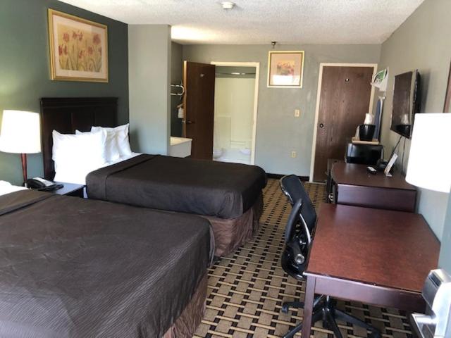 Americas Best Value Inn Athens photo 4