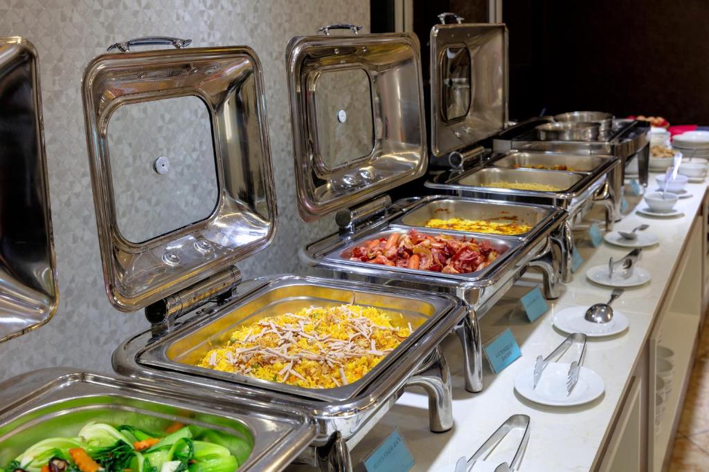 Khách Sạn Skylark