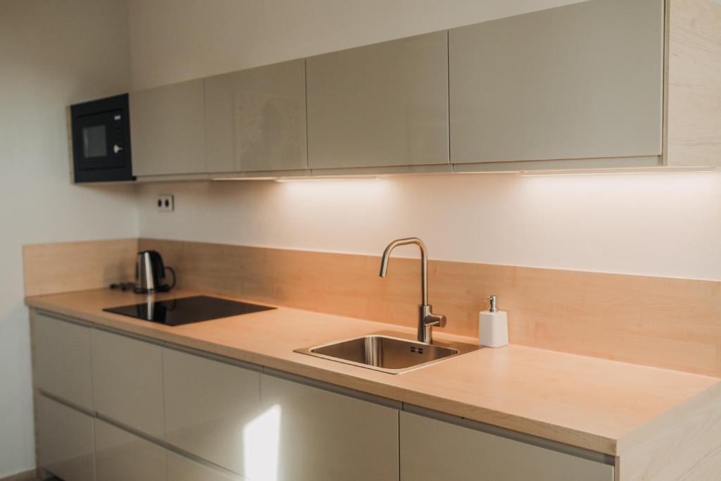 New equipped apartment in the city center photo 4