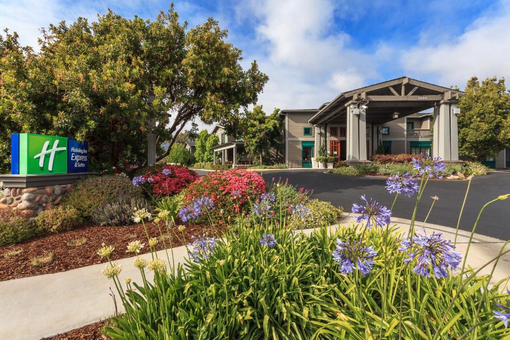 Holiday Inn Express Hotel & Suites Carpinteria image