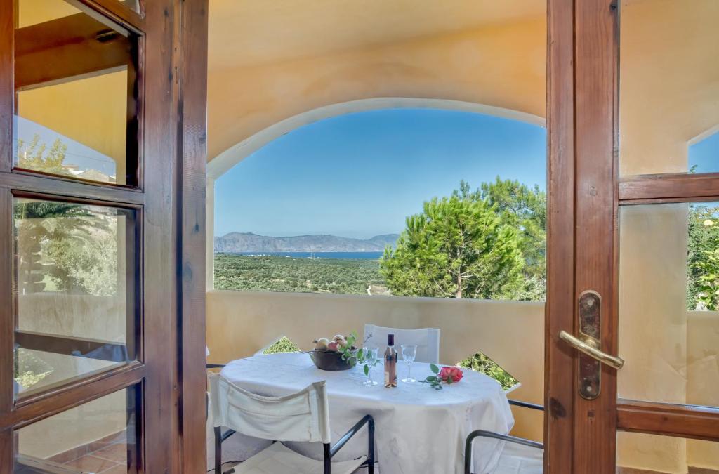 Charming Country House with View photo 1