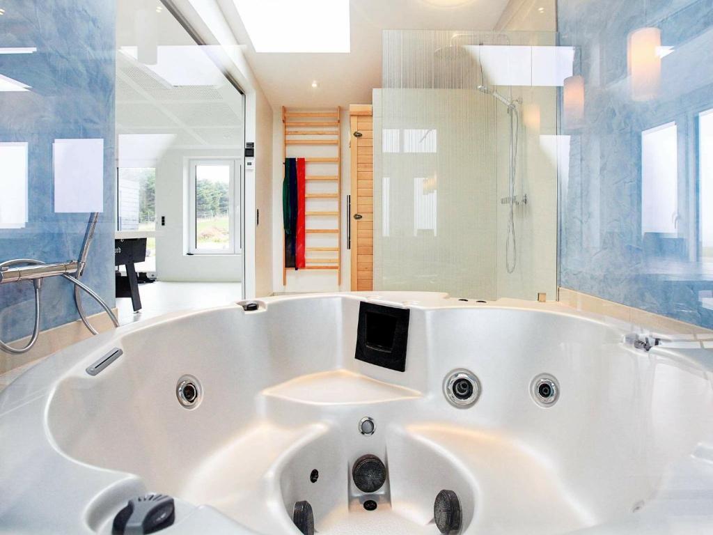 8 person holiday home in Kalundborg photo 2