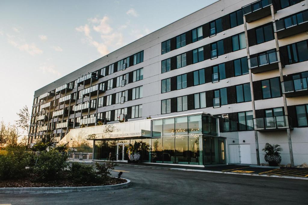 LXTX Luxury Apartments by Corporate Stays photo 3