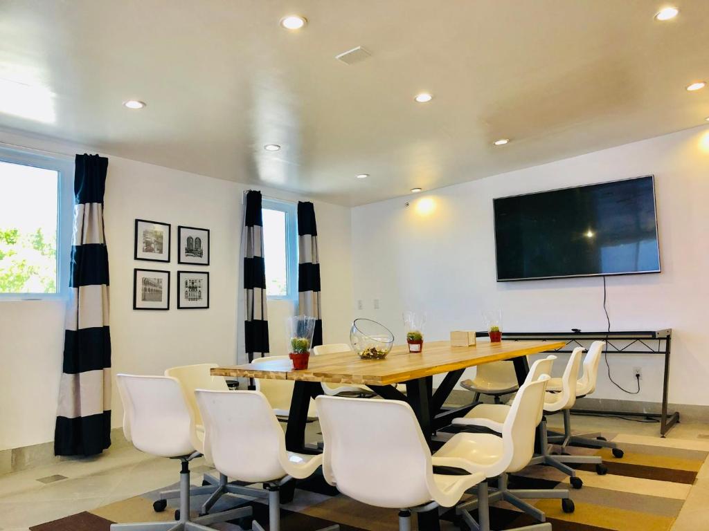 Culver City Hostel image