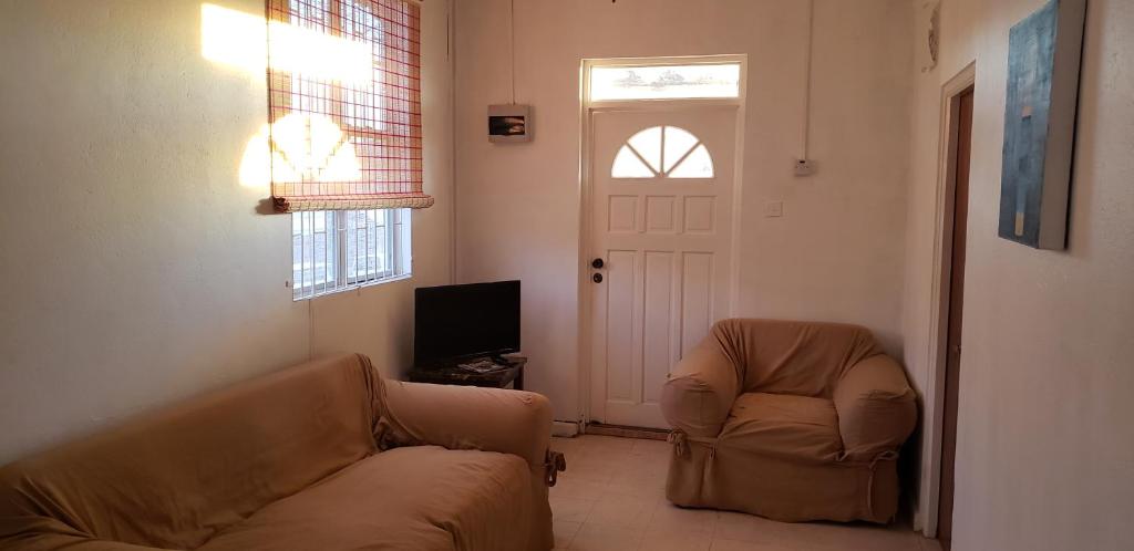 Roseau City Center Apartment photo 2
