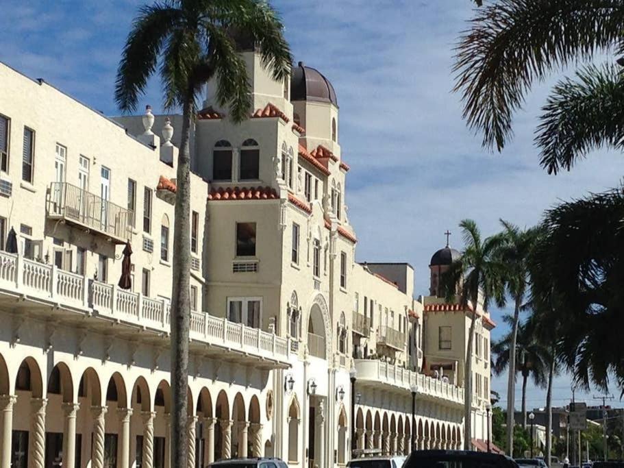 Hemingway Suites at Palm Beach Hotel Island photo 1