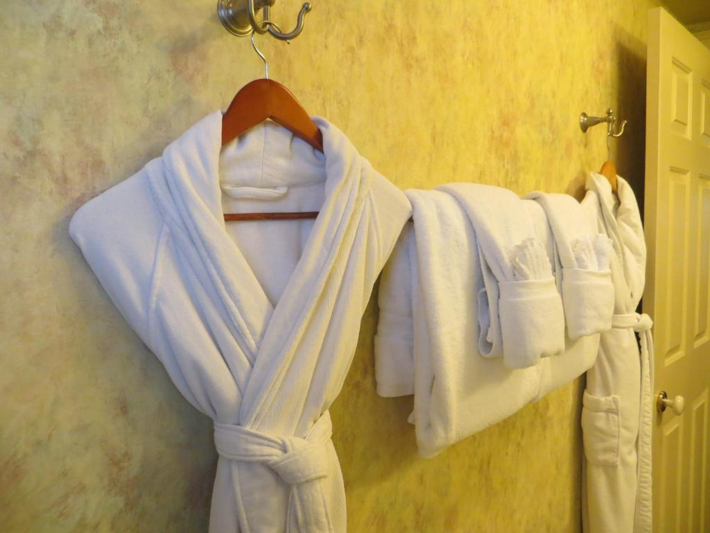 Athabasca Hotel photo 1