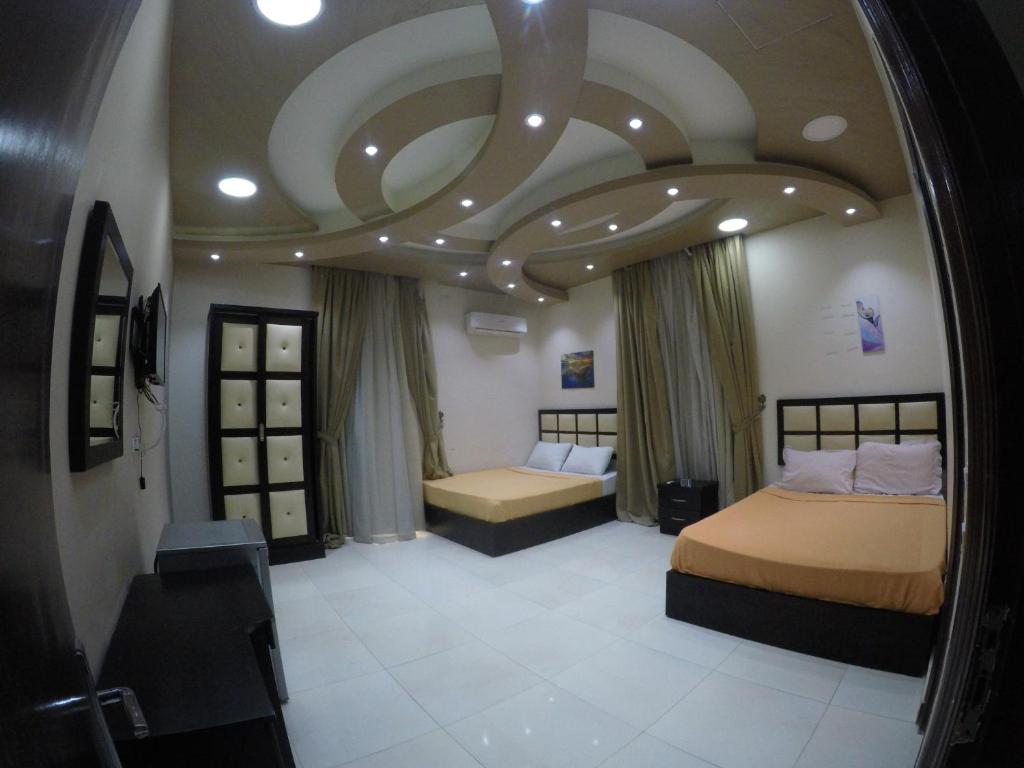 Двухместный (Улучшенный двухместный номер с 1 кроватью), New City Hotel