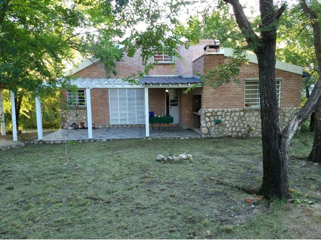 La Lechuza, casa amplia para 2 familias photo 1