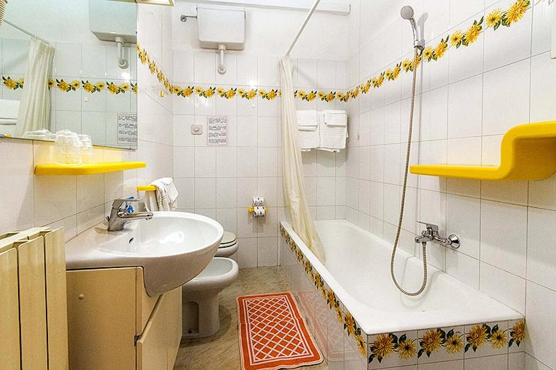 Villa Marina Apartments photo 2