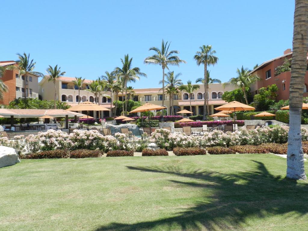 Condominios La Tortuga - Ocean Front photo 4