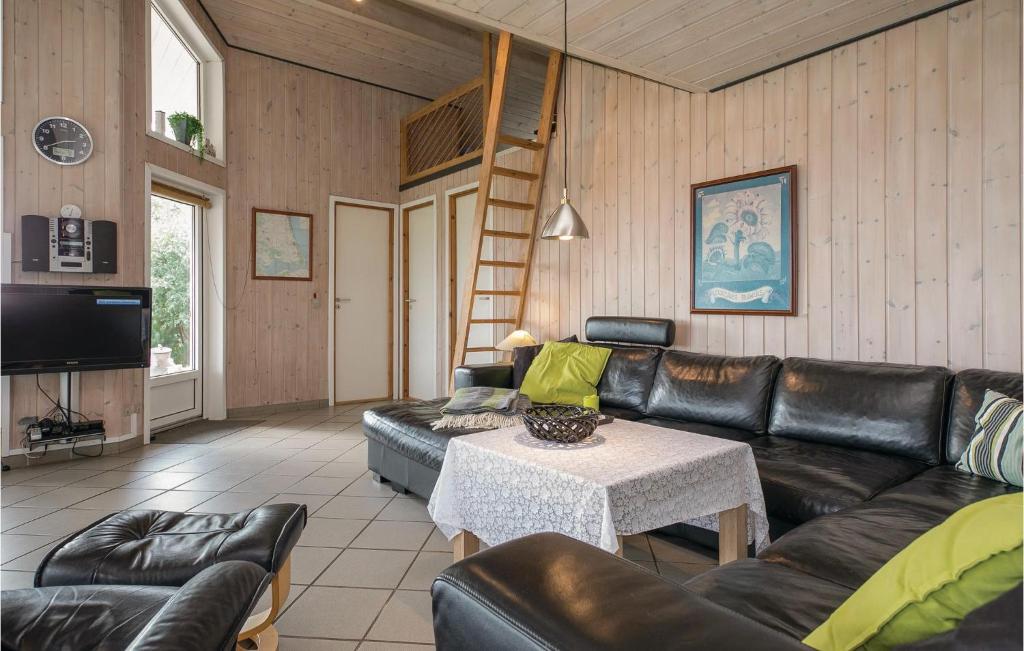 Nice Home In Hadsund With 2 Bedrooms, Sauna And Wifi photo 3