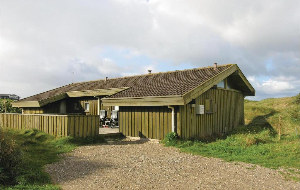 Beautiful Home In Saltum With 4 Bedrooms And Sauna photo 2