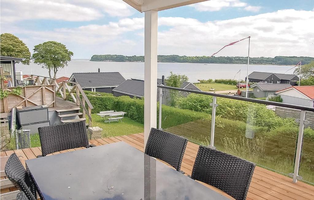 Stunning Home In Hejls With 1 Bedrooms And Wifi