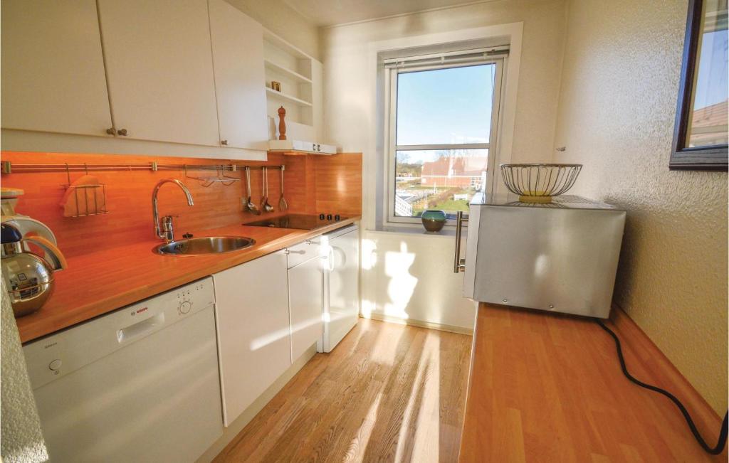 Nice Apartment In Borre With 2 Bedrooms And Wifi photo 4