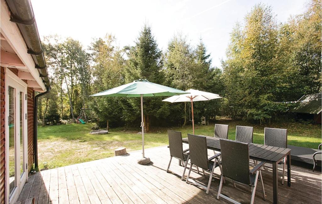 Beautiful Home In Nex With 3 Bedrooms, Sauna And Wifi photo 2