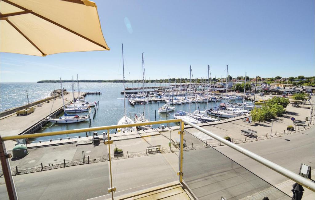 Stunning Apartment In Rdvig Stevns With 3 Bedrooms And Wifi