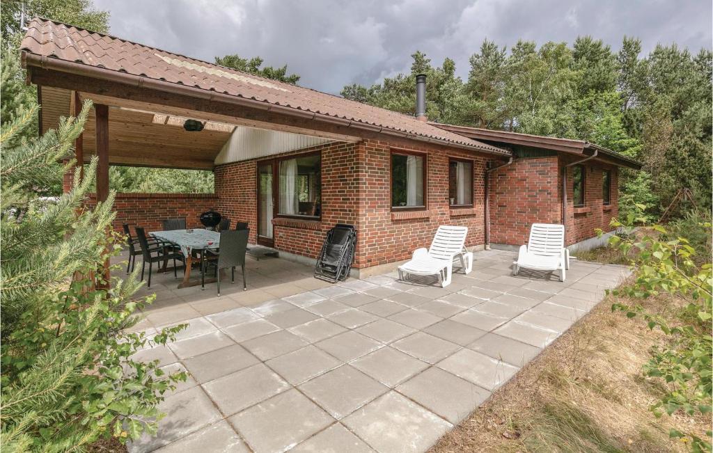 Stunning Home In Nex With 3 Bedrooms, Sauna And Wifi