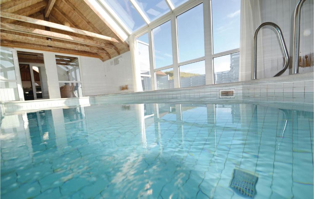 Beautiful Home In Hvide Sande With 4 Bedrooms, Private Swimming Pool And Indoor Swimming Pool photo 4