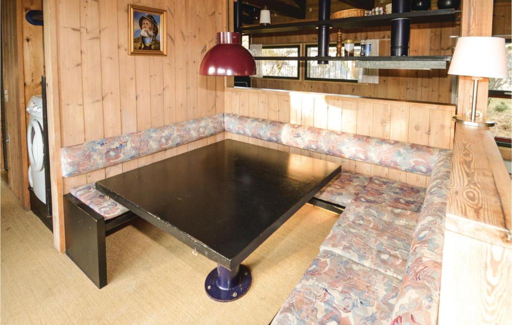 Beautiful Home In Fjerritslev With 4 Bedrooms And Sauna photo 3