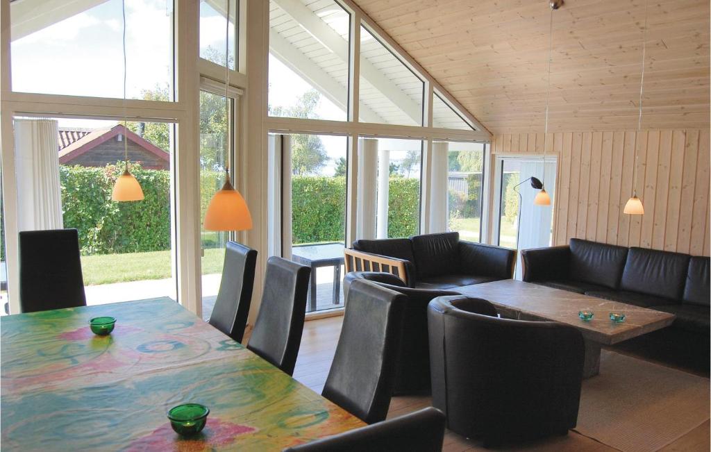 Nice Home In Stubbekbing With 3 Bedrooms And Wifi photo 2