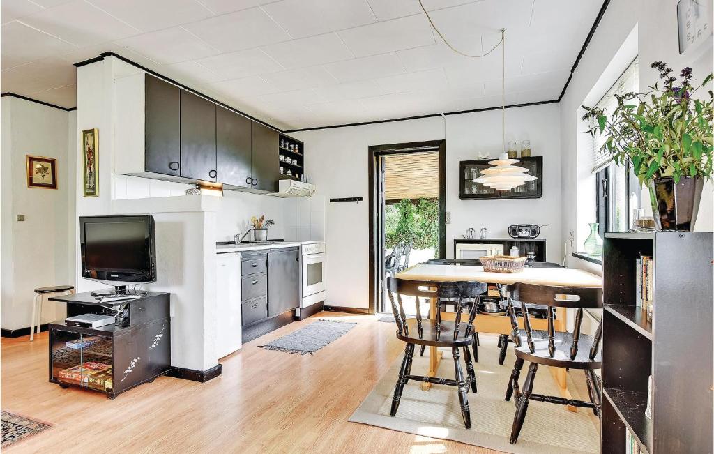 Stunning Home In Sydals With 2 Bedrooms And Wifi photo 4