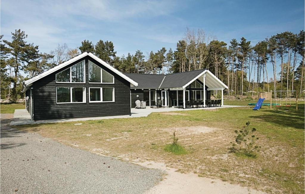 Stunning Home In Nex With 8 Bedrooms, Wifi And Indoor Swimming Pool photo 3