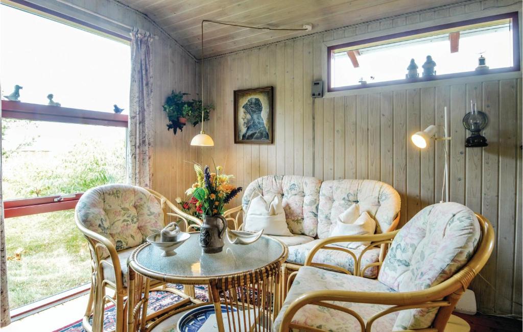Stunning Home In Lgstr With 2 Bedrooms And Wifi photo 3