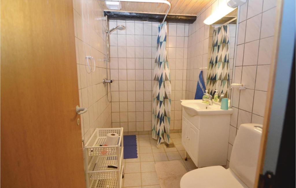 Amazing Apartment In Juelsminde With 2 Bedrooms And Wifi photo 1