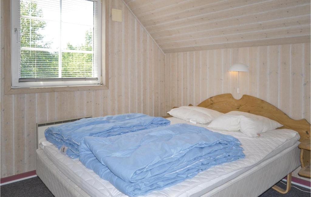 Beautiful Home In Oksbl With 5 Bedrooms, Sauna And Indoor Swimming Pool photo 2