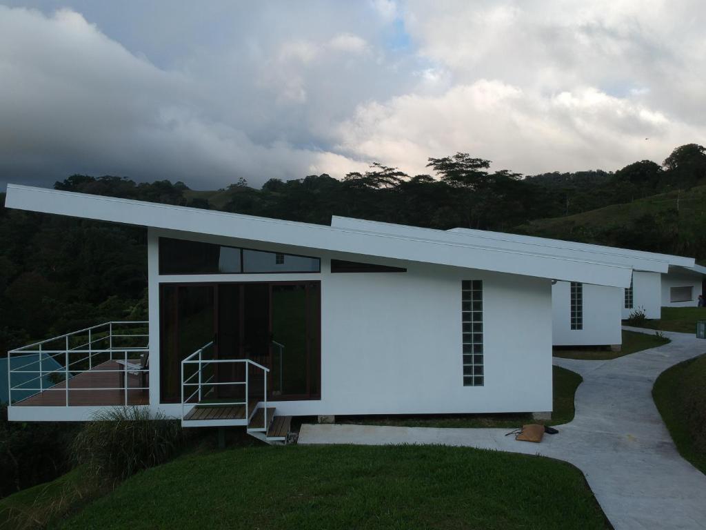 Hotel Laguna Arenal photo 1