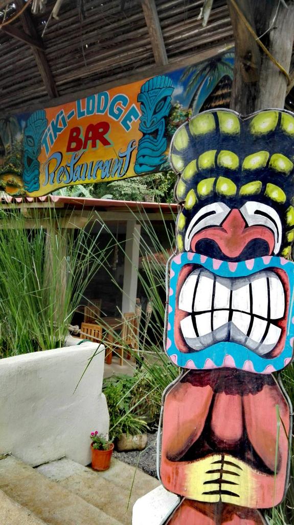 Tiki Lodge Bar & Restaurant