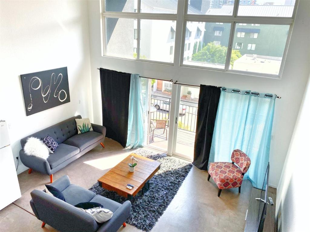 Апартаменты (Лофт 4), Little Italy Modern Lofts