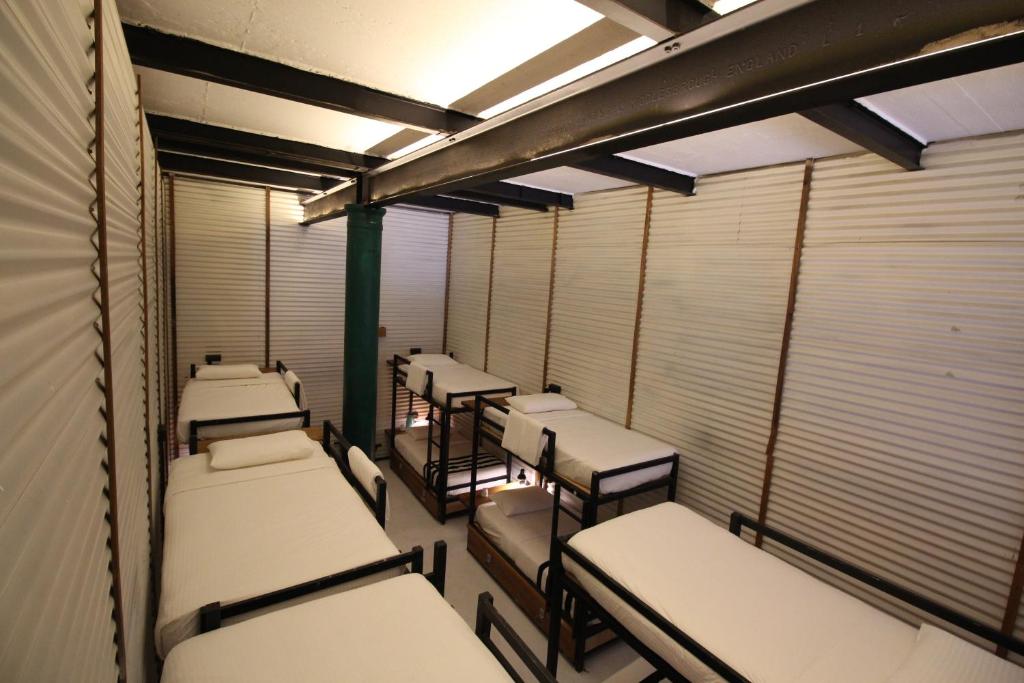 Lost & Found Hostels - Mandaramnuwara photo 3