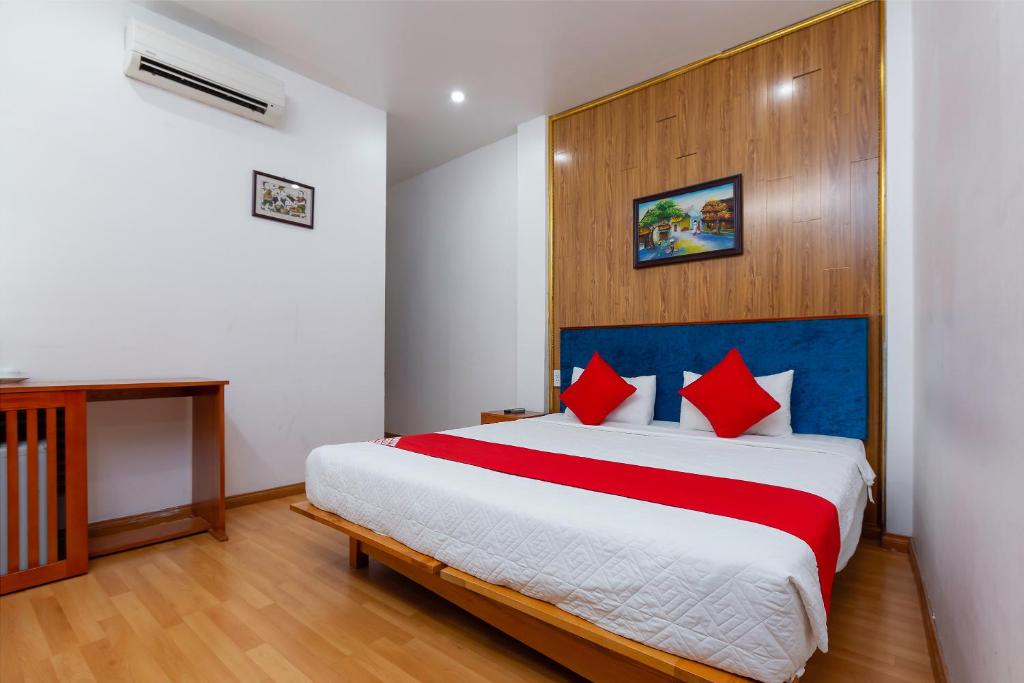 Двухместный (Улучшенный двухместный номер с 1 кроватью), Little Hanoi Hostel