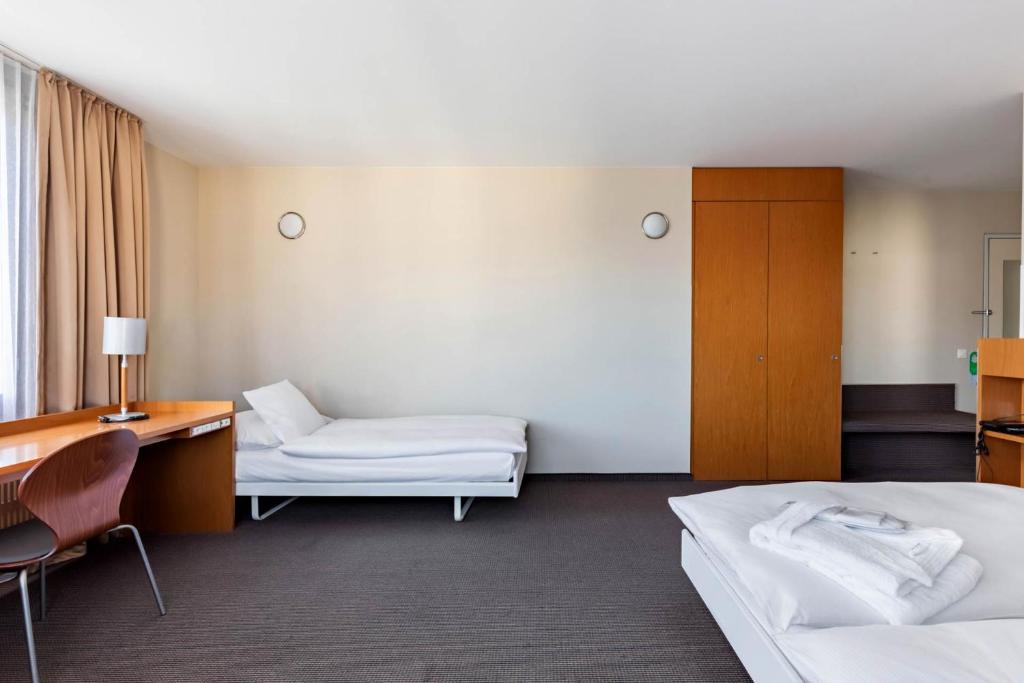 Трехместный (Трехместный номер), Hotel Cornavin Geneve