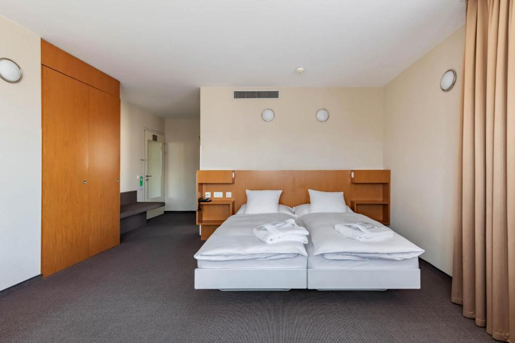 Трехместный (Трехместный номер), Hotel Cornavin Geneve