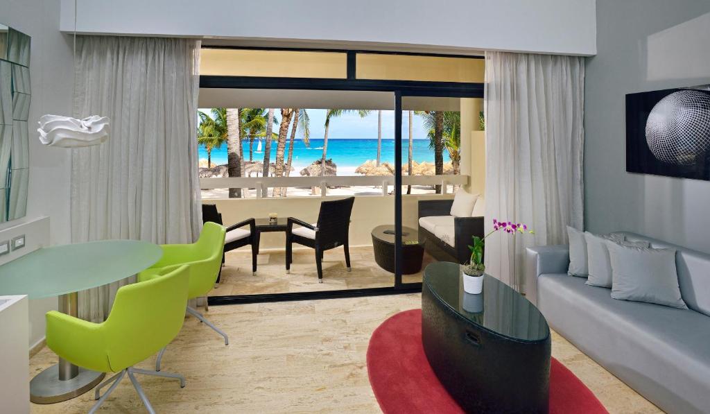 Сьюит (Люкс «Роял Сервис», вид на океан), Paradisus Punta Cana Resort