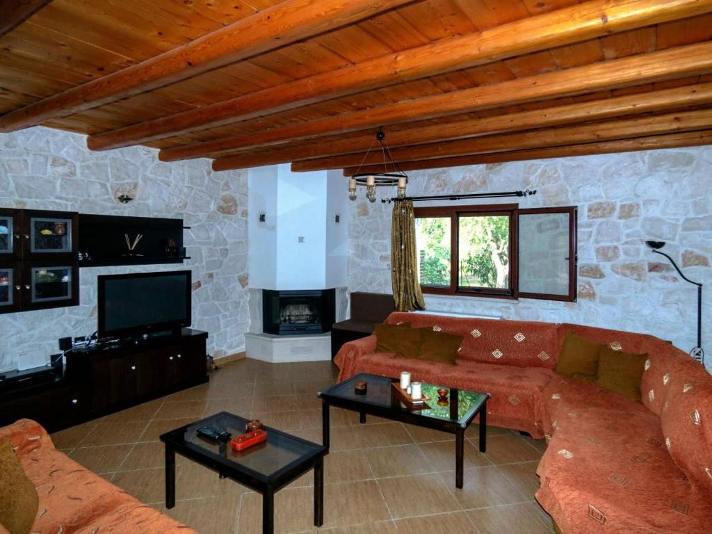 Rouveli Villa with private garden and barbeque photo 1
