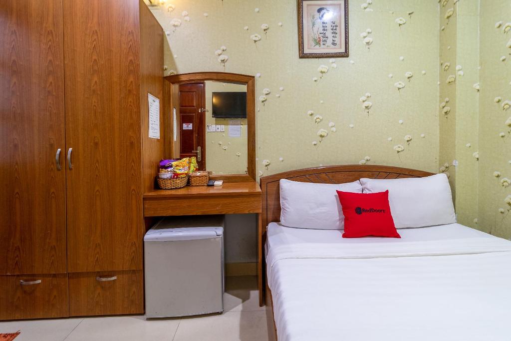 Двухместный (Стандартный двухместный номер с 1 кроватью), RedDoorz @ Phan Dang Luu Street