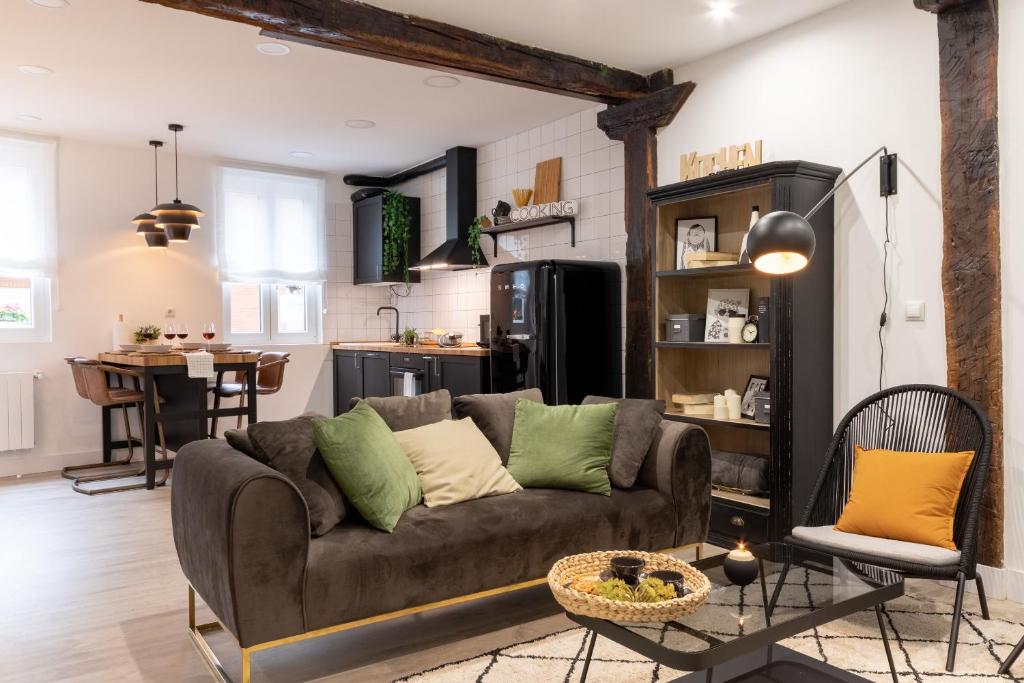 River Apartment in the heart of Bilbao EBI-01297 photo 1